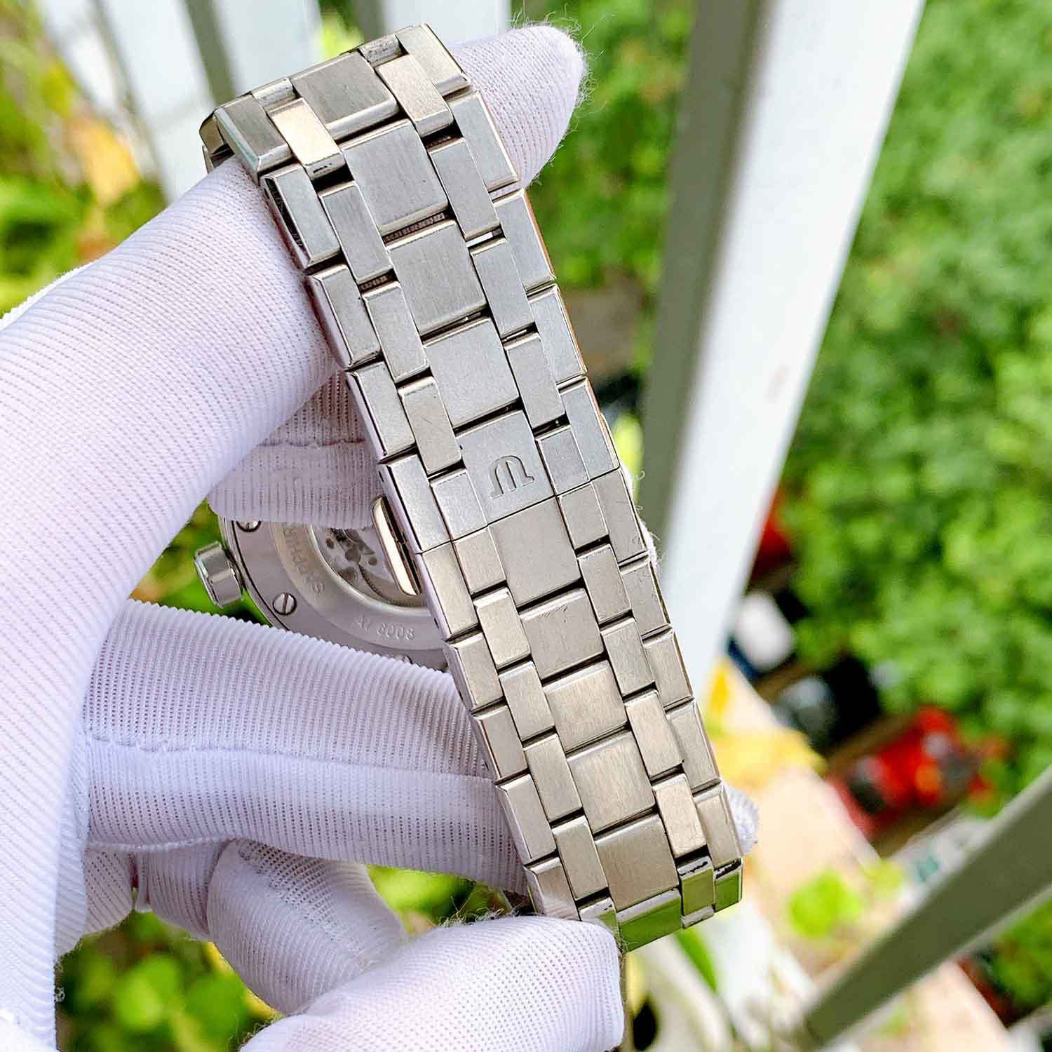 Maurice Lacroix Aikon 42mm AI6008SS0023301 Used